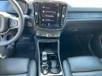 volvo-xc40-2023-hibrido-1477cc