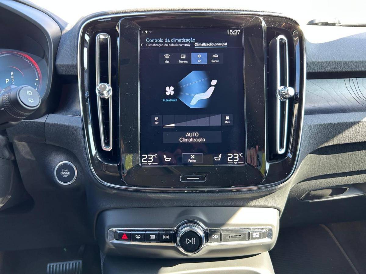 volvo-xc40-2023-hibrido-1477cc