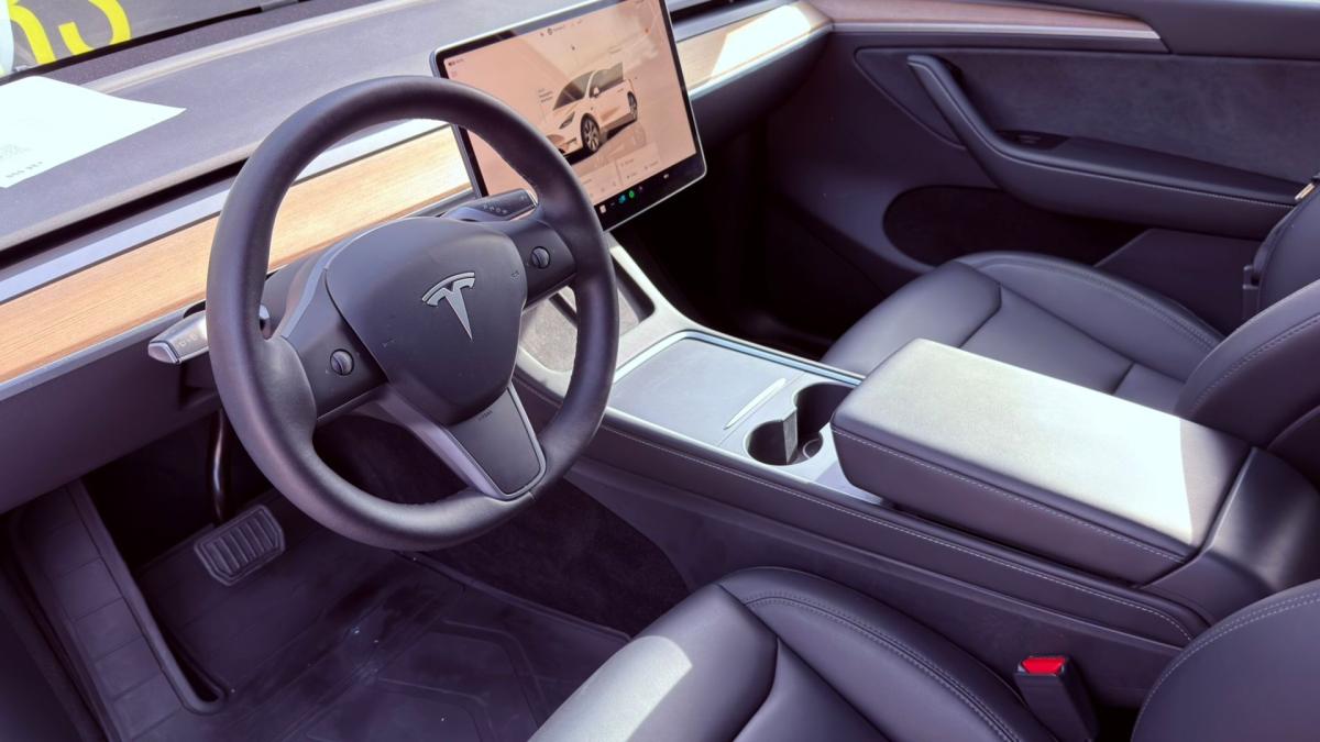 tesla-model-y-2022-eletrico-0cc
