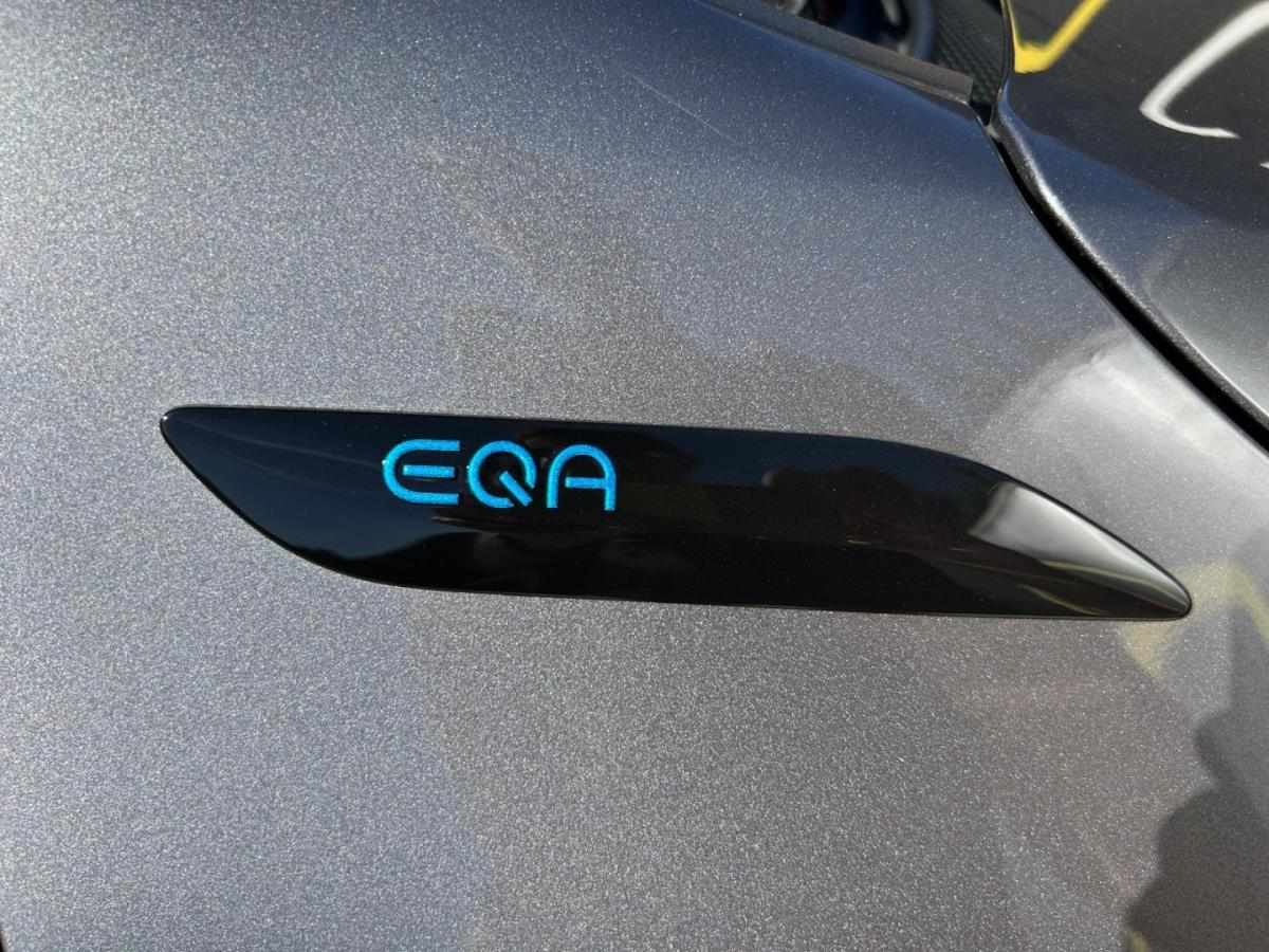 mercedes-benz-eqa-2021-eletrico-0cc