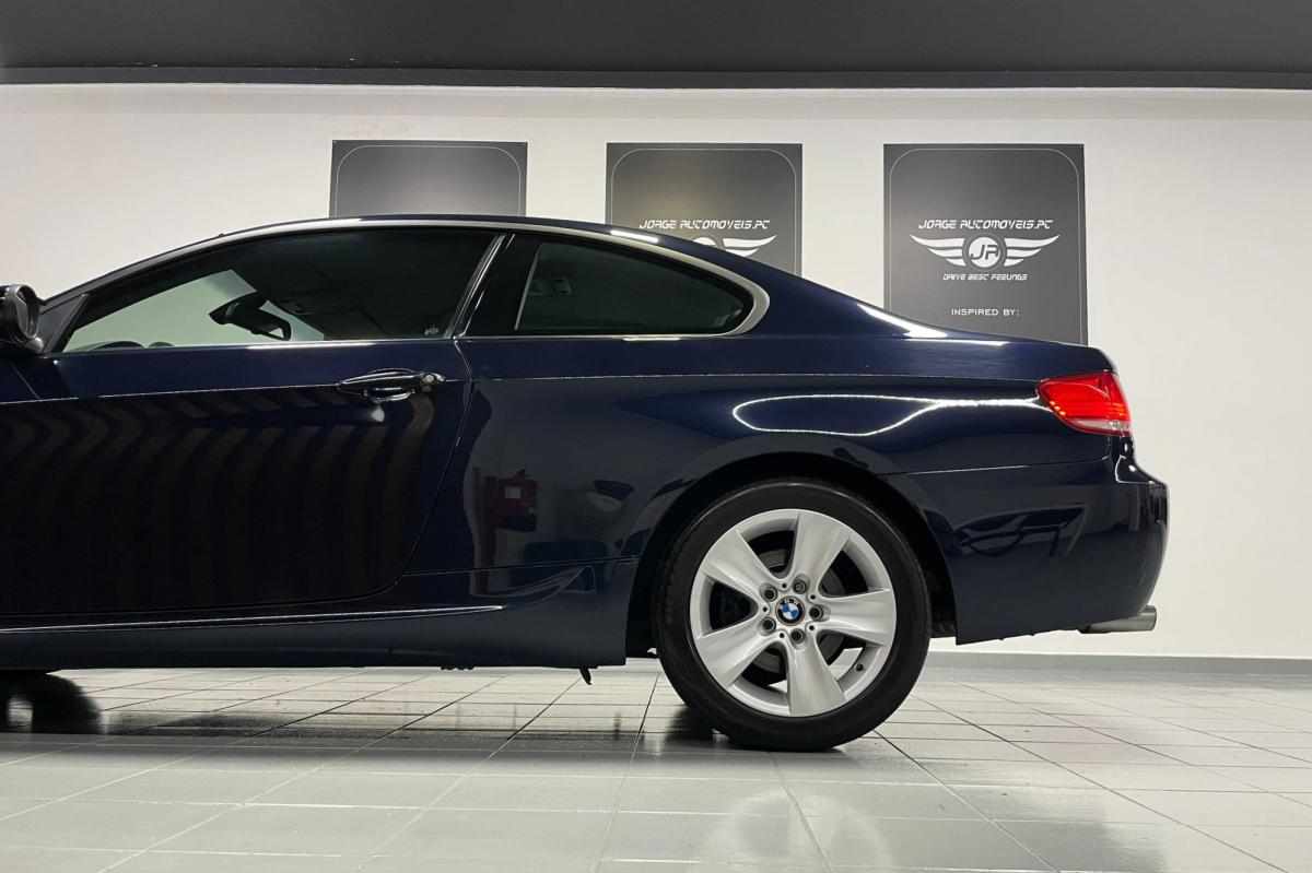 bmw-serie-3-320d-2009-diesel-1995cc