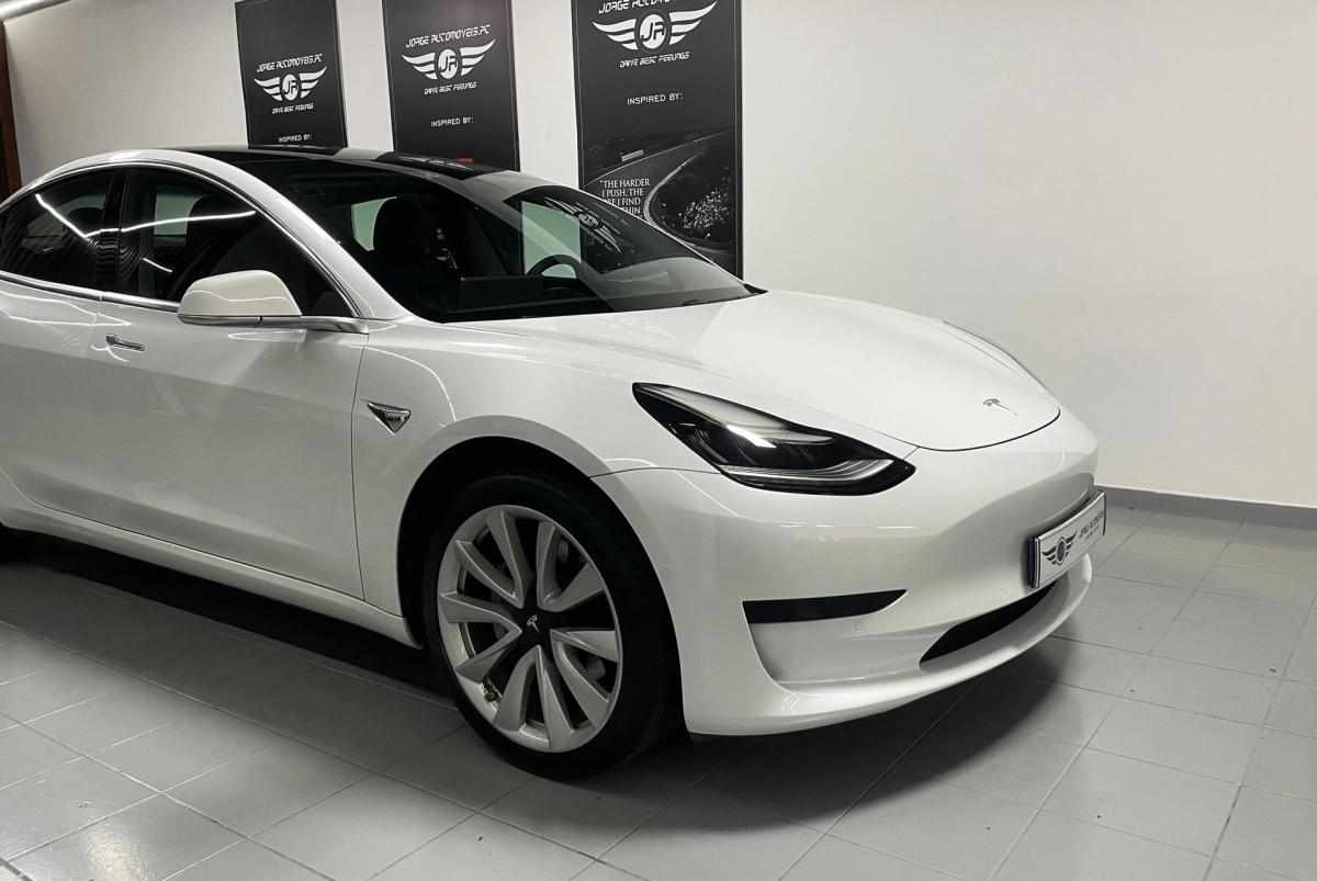 tesla-model-3-standard-range-2020-eletrico