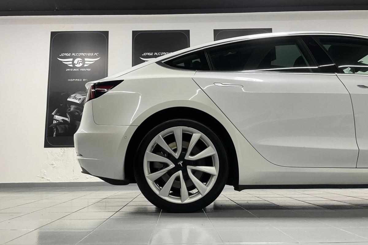 tesla-model-3-standard-range-2020-eletrico
