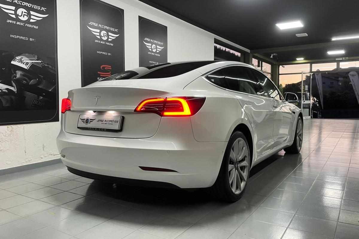 tesla-model-3-standard-range-2020-eletrico