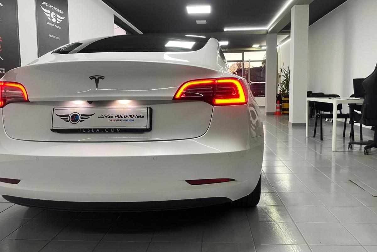 tesla-model-3-standard-range-2020-eletrico