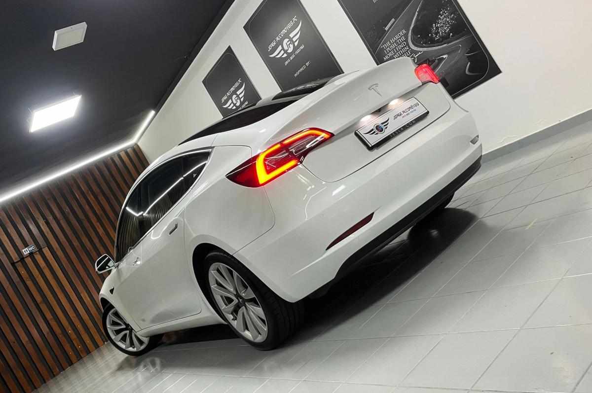 tesla-model-3-standard-range-2020-eletrico