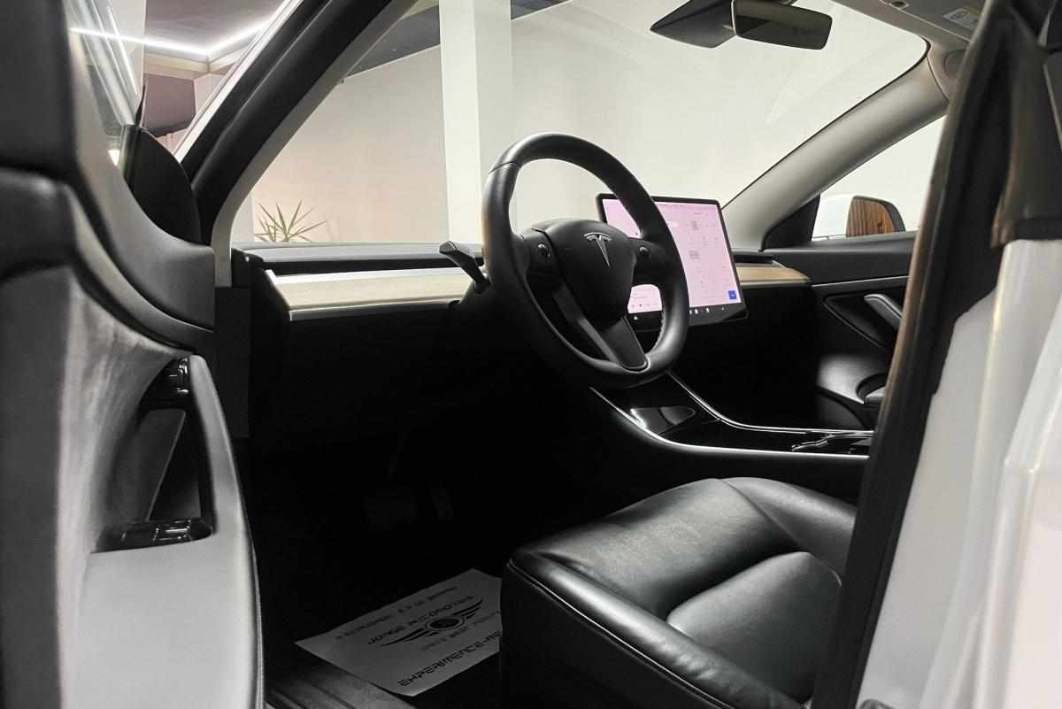 tesla-model-3-standard-range-2020-eletrico