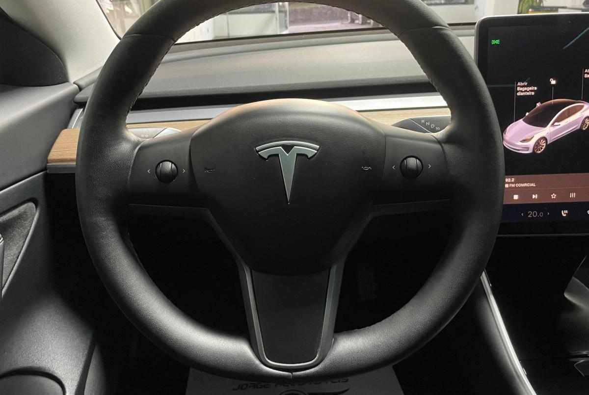 tesla-model-3-standard-range-2020-eletrico