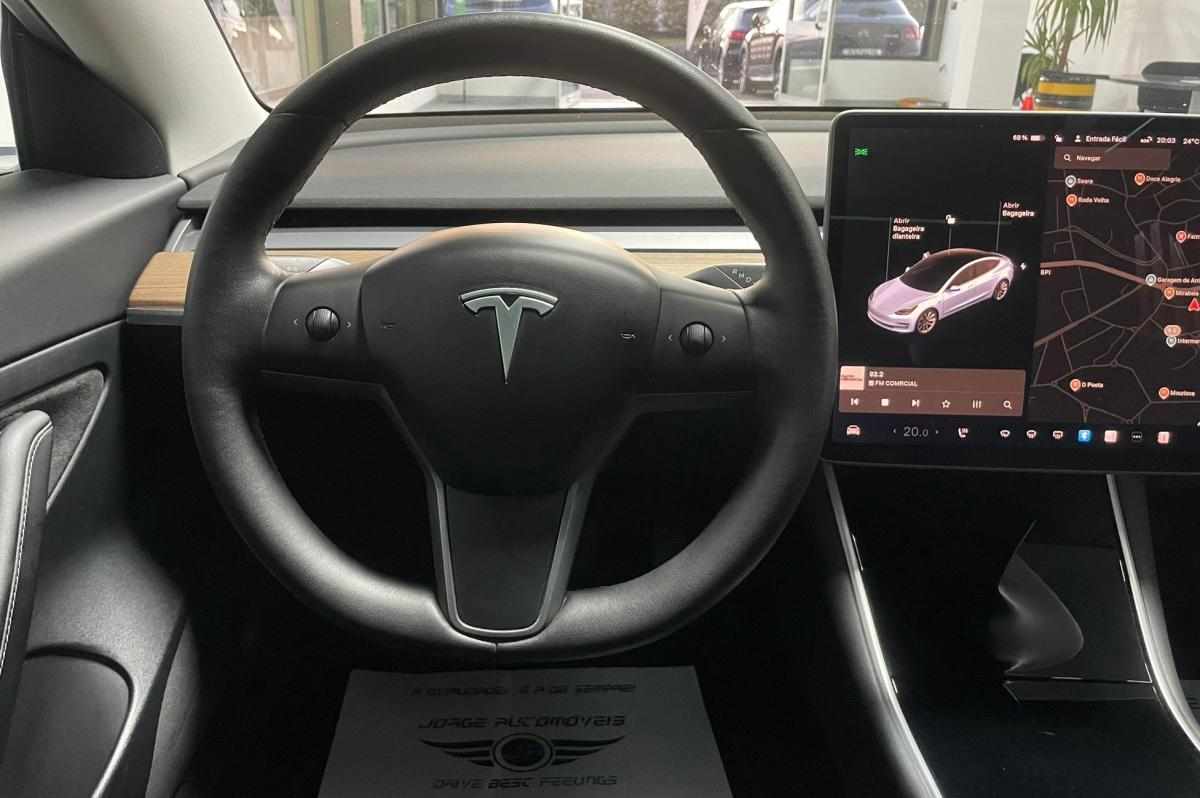 tesla-model-3-standard-range-2020-eletrico