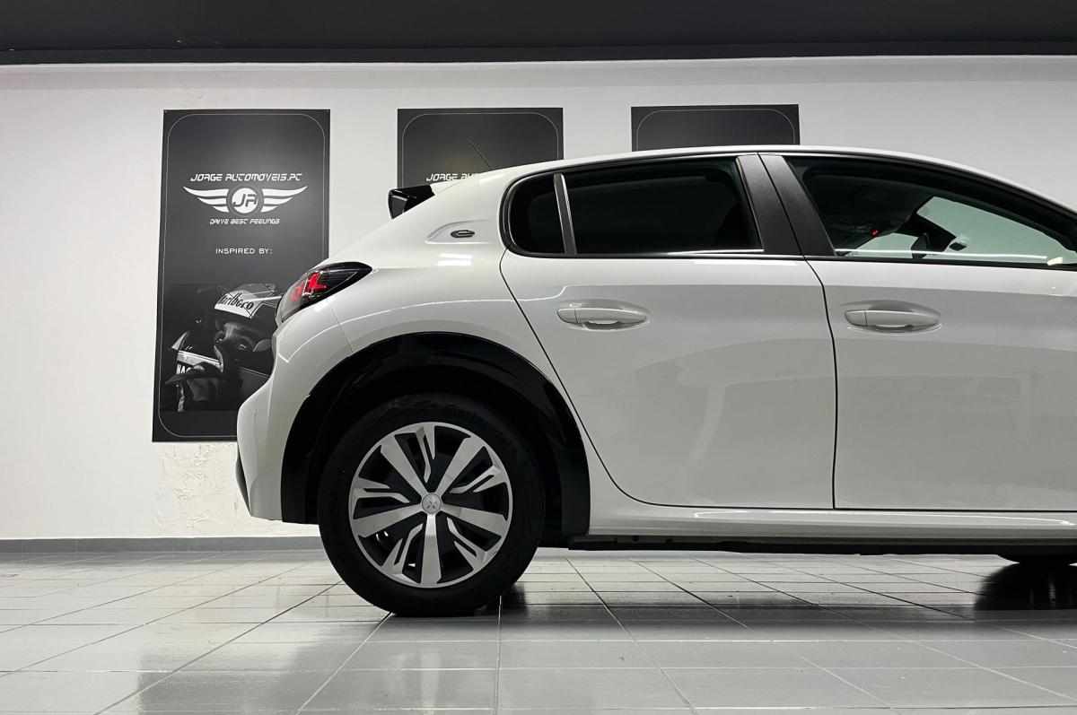 peugeot-e-208-ev-50-kwh-2020-eletrico