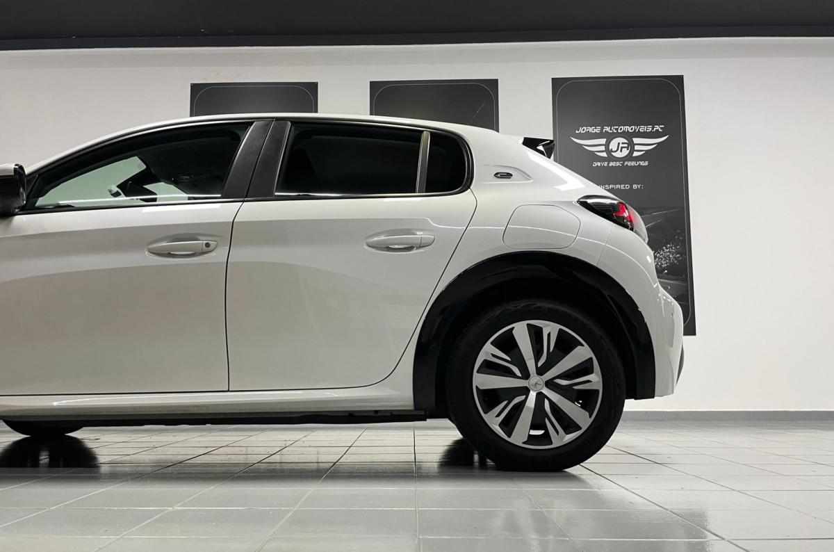 peugeot-e-208-ev-50-kwh-2020-eletrico