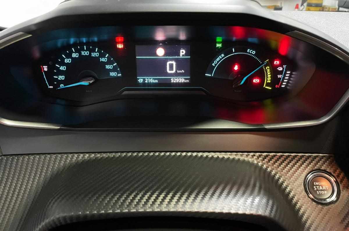 peugeot-e-208-ev-50-kwh-2020-eletrico