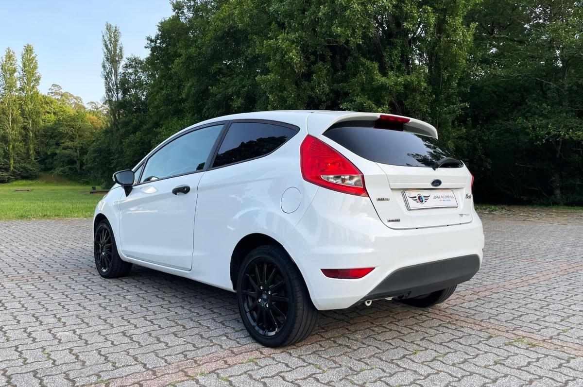ford-fiesta-1-4-68cv-2010-diesel-1399cc