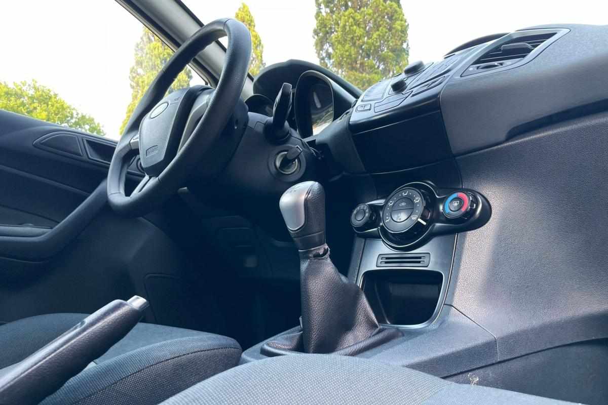ford-fiesta-1-4-68cv-2010-diesel-1399cc