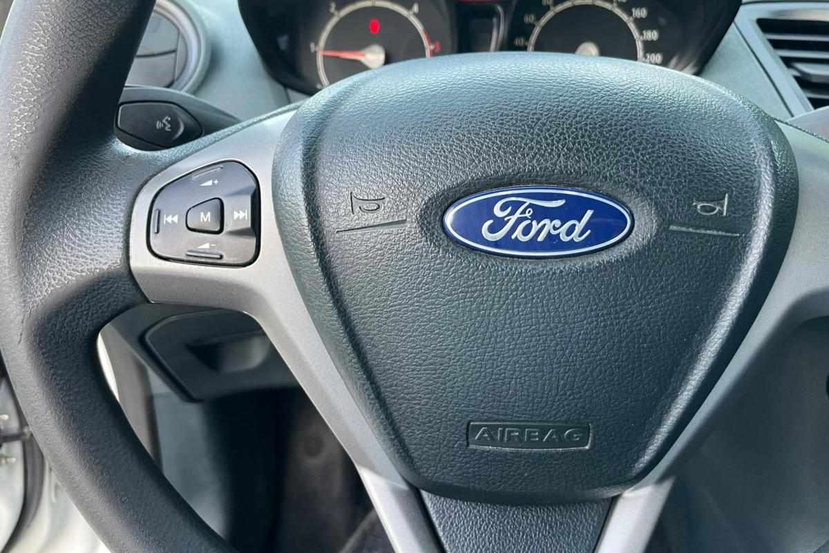 ford-fiesta-1-4-68cv-2010-diesel-1399cc