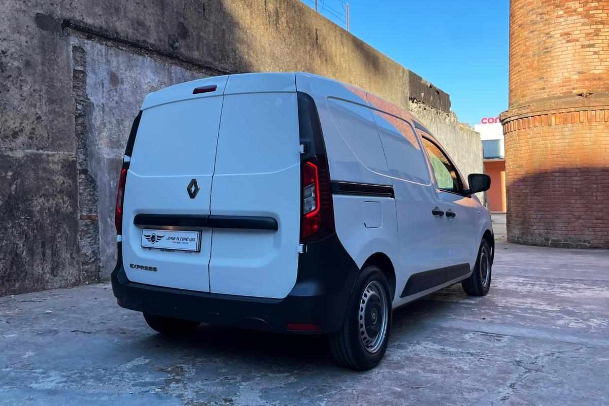 renault-express-1-5-95cv-2023-diesel-1461cc