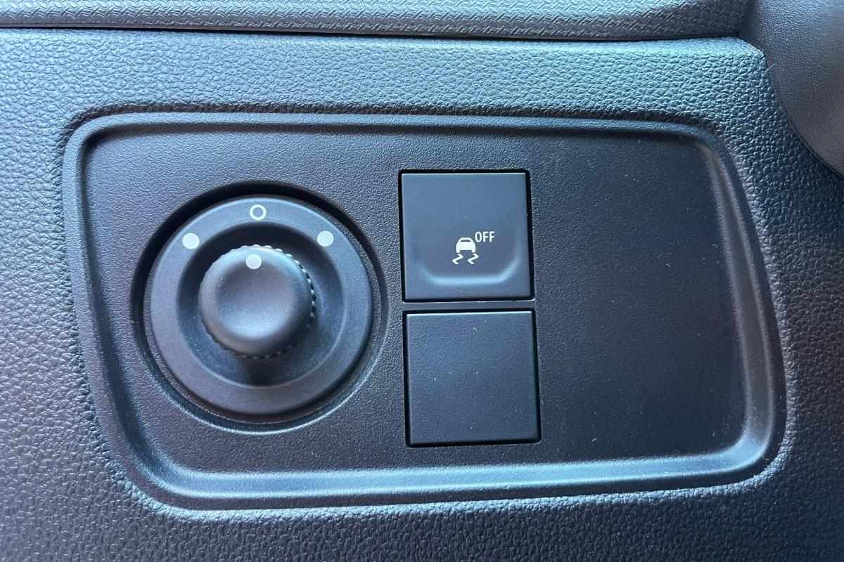 renault-express-1-5-95cv-2023-diesel-1461cc