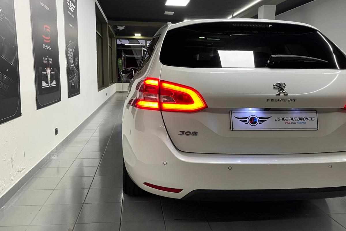 peugeot-308-1-6-e-hdi-fap-2014-diesel-1560cc