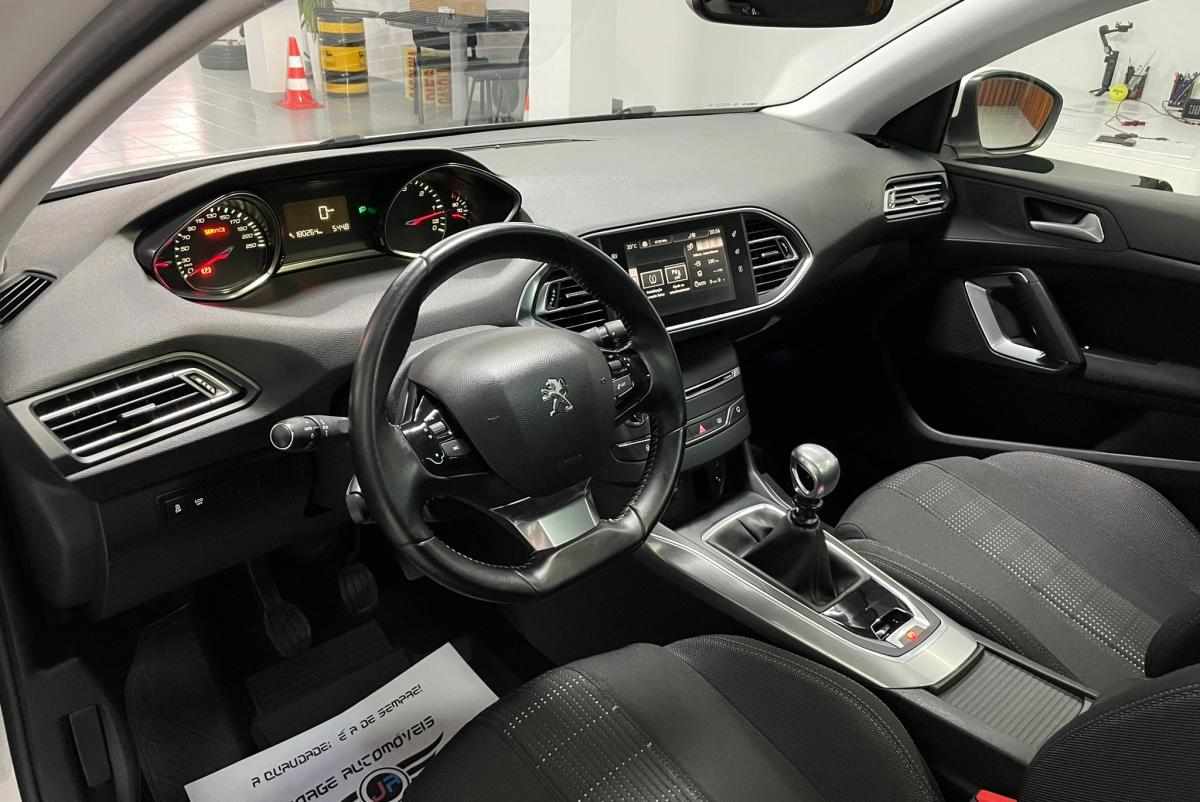 peugeot-308-1-6-e-hdi-fap-2014-diesel-1560cc