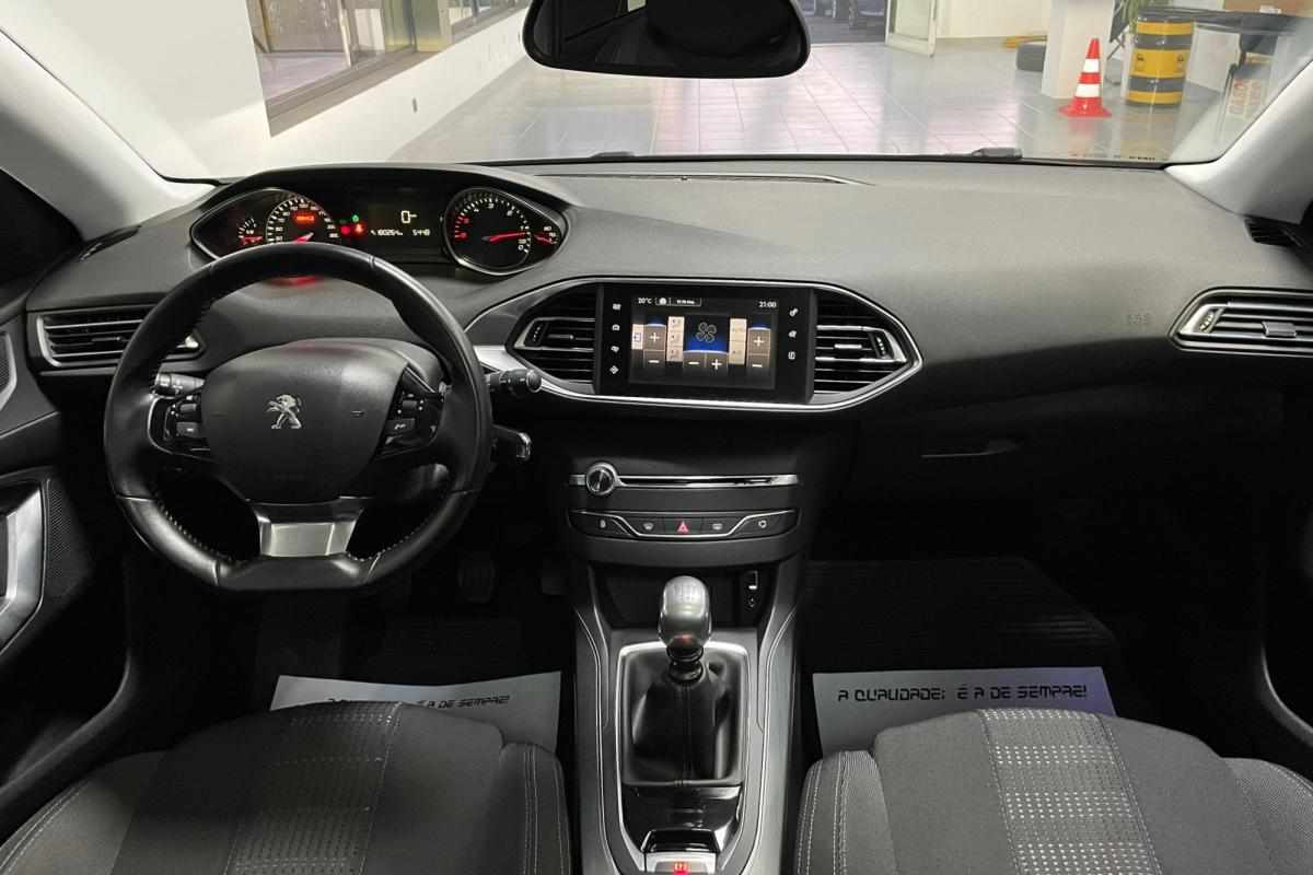 peugeot-308-1-6-e-hdi-fap-2014-diesel-1560cc