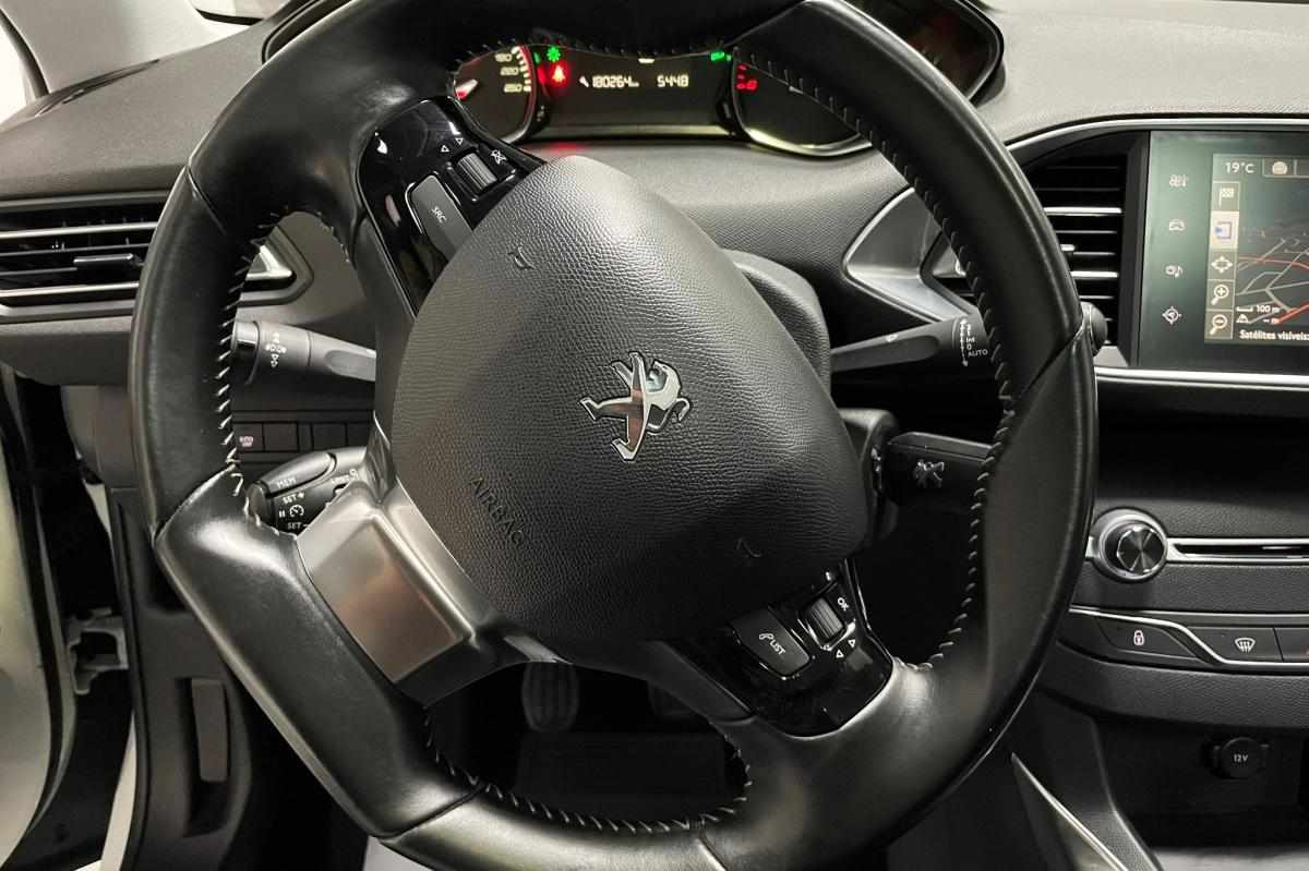 peugeot-308-1-6-e-hdi-fap-2014-diesel-1560cc