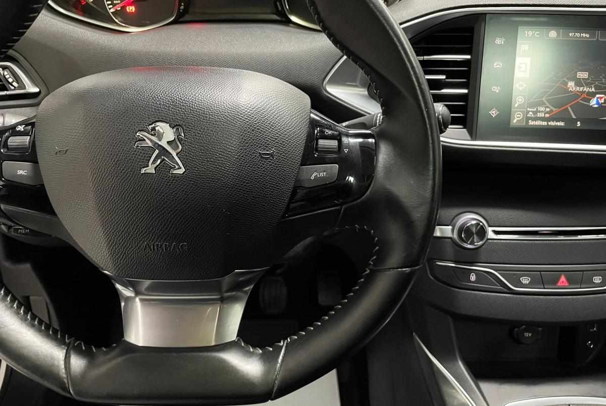 peugeot-308-1-6-e-hdi-fap-2014-diesel-1560cc