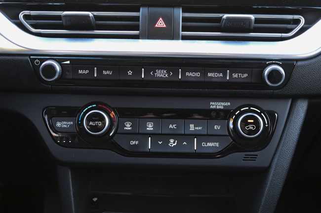kia-niro-9-2-kwh-2021-eletrico