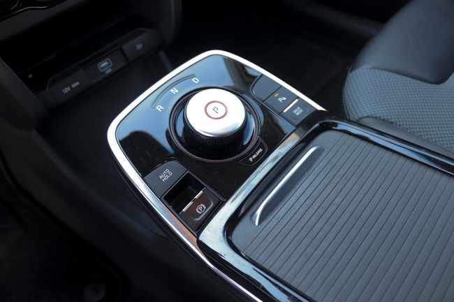 kia-niro-9-2-kwh-2021-eletrico
