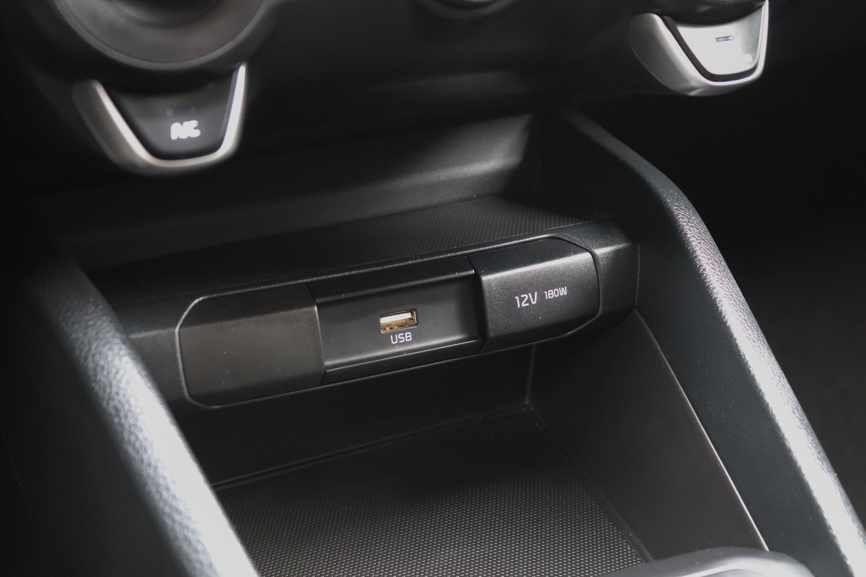 kia-stonic-1-0-t-gdi-2025-gasolina-998cc