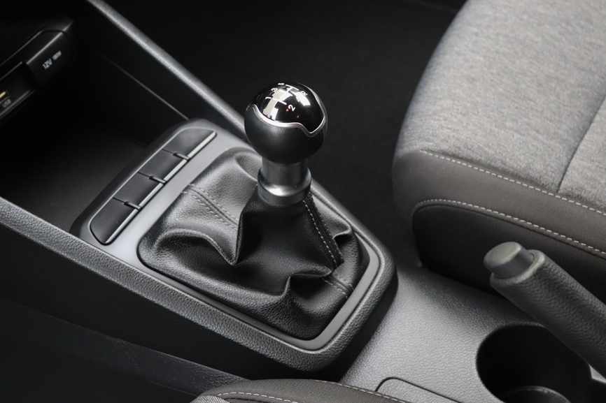 kia-stonic-1-0-t-gdi-2025-gasolina-998cc