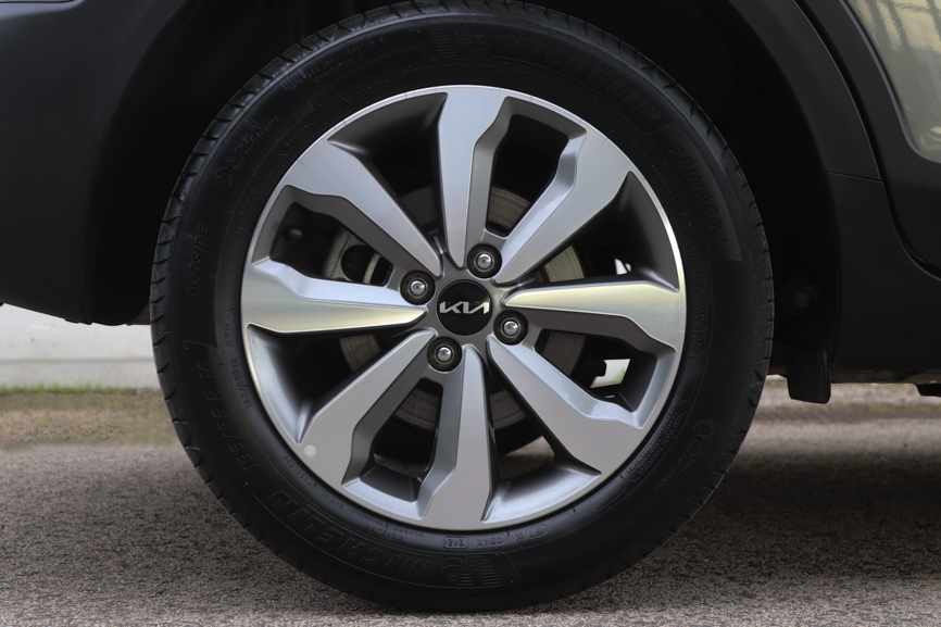 kia-stonic-1-0-t-gdi-2025-gasolina-998cc