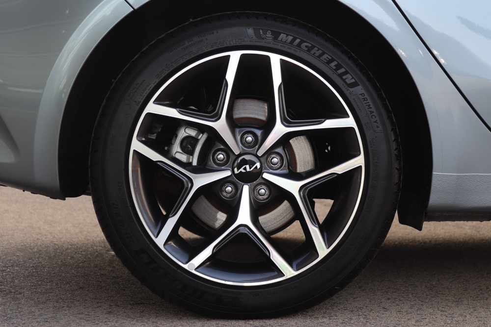 kia-ceed-1-0-t-gdi-2025-gasolina-998cc