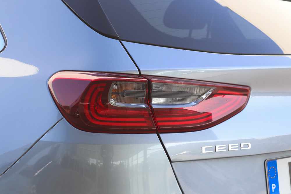 kia-ceed-1-0-t-gdi-2025-gasolina-998cc