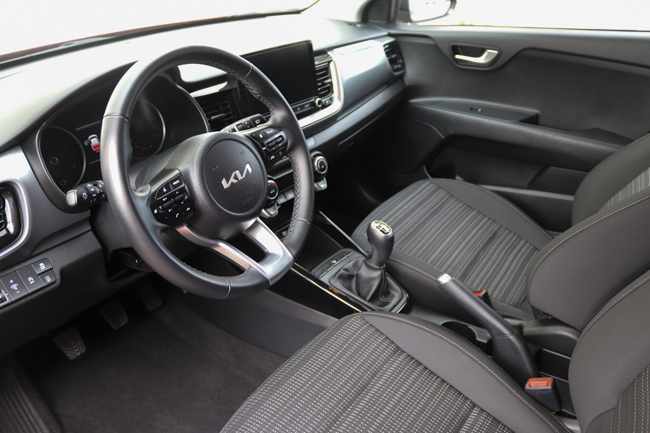 kia-stonic-1-0-t-gdi-2024-gasolina-998cc