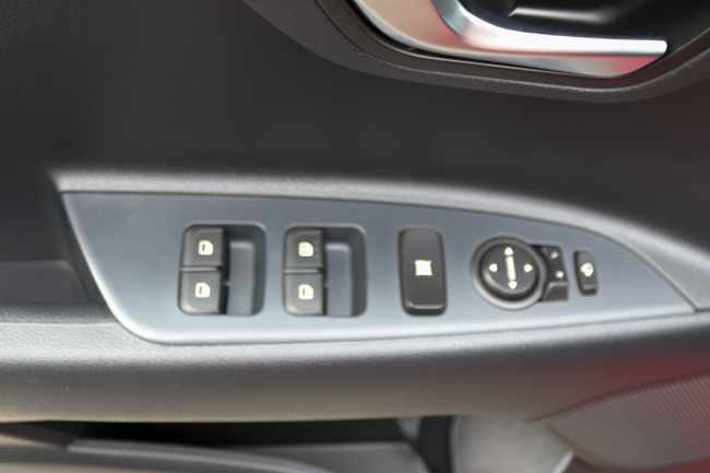 kia-stonic-1-0-t-gdi-2024-gasolina-998cc