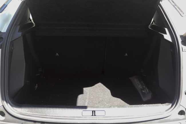 peugeot-2008-1-2-puretech-2022-gasolina-1199cc