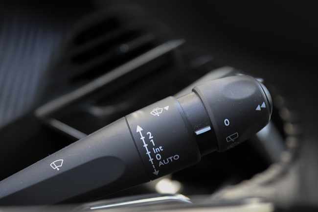 peugeot-2008-1-2-puretech-2022-gasolina-1199cc