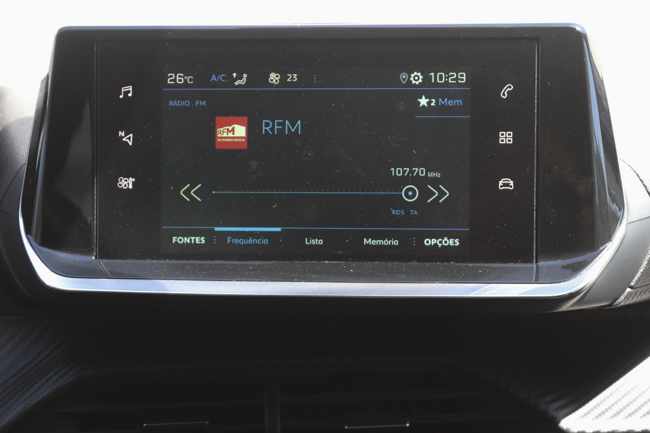 peugeot-2008-1-2-puretech-2022-gasolina-1199cc
