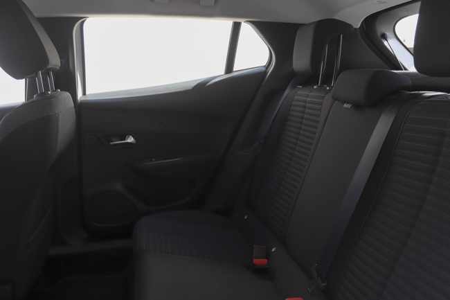 peugeot-2008-1-2-puretech-2022-gasolina-1199cc