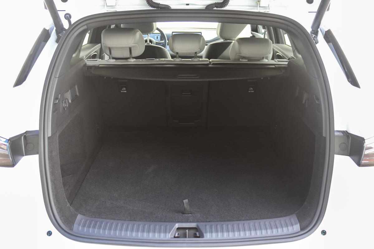 byd-seal-6-dm-i-1-5l-19-kwh-2025-gasolina-1498cc
