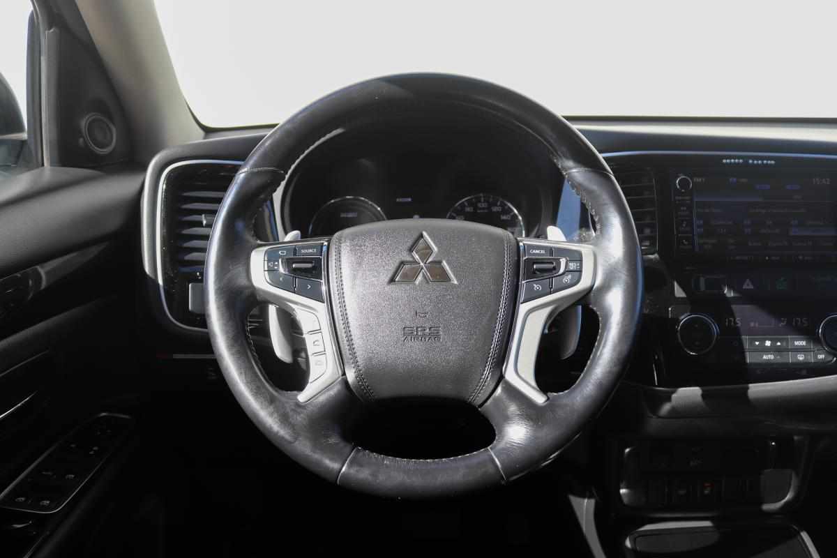 mitsubishi-outlander-2-0-p-hev-4wd-2017-gasolina-1998cc