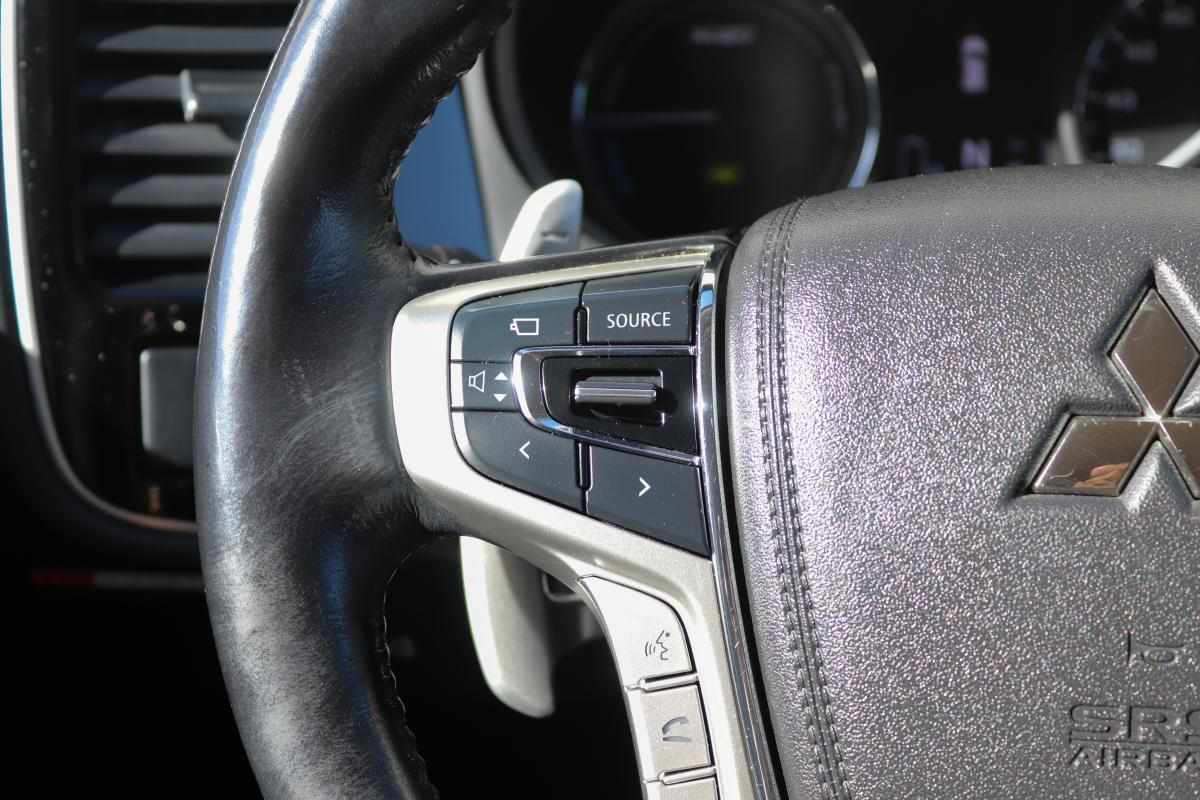 mitsubishi-outlander-2-0-p-hev-4wd-2017-gasolina-1998cc