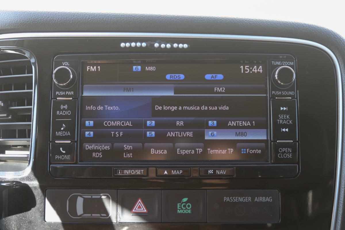 mitsubishi-outlander-2-0-p-hev-4wd-2017-gasolina-1998cc