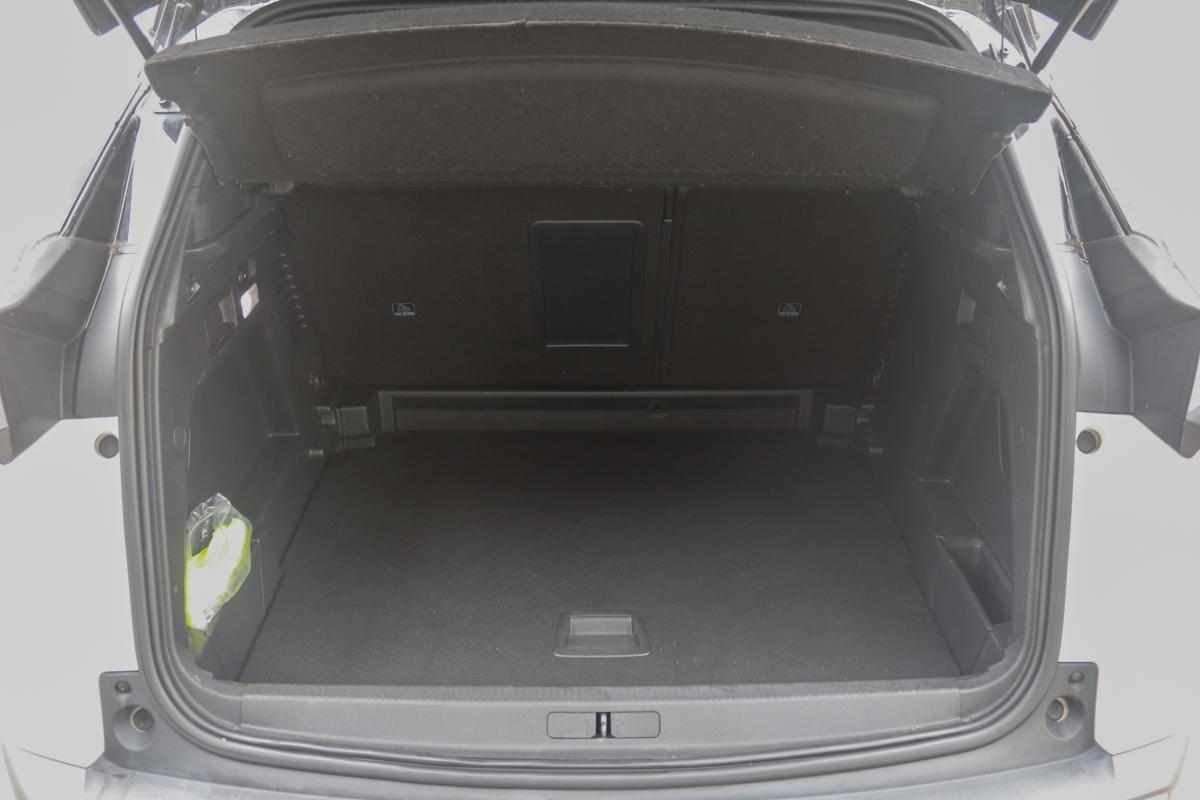 peugeot-3008-1-5-bluehdi-2019-diesel-1499cc