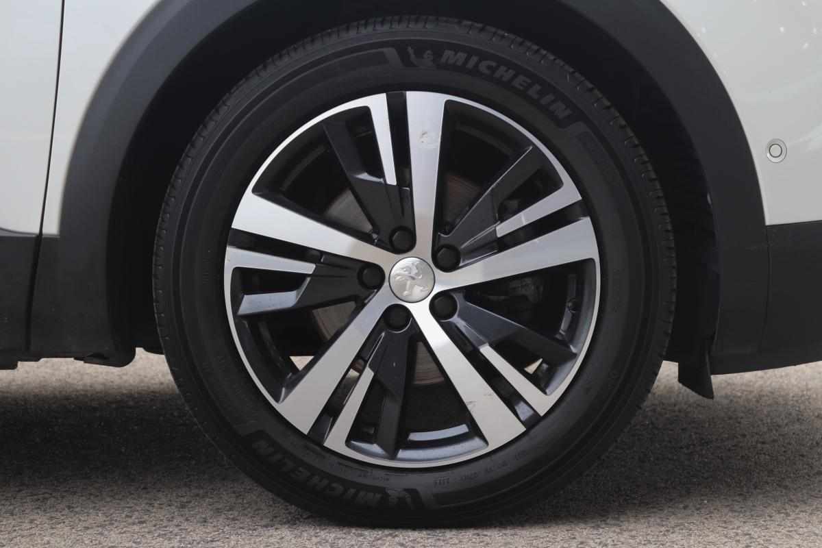 peugeot-3008-1-5-bluehdi-2019-diesel-1499cc