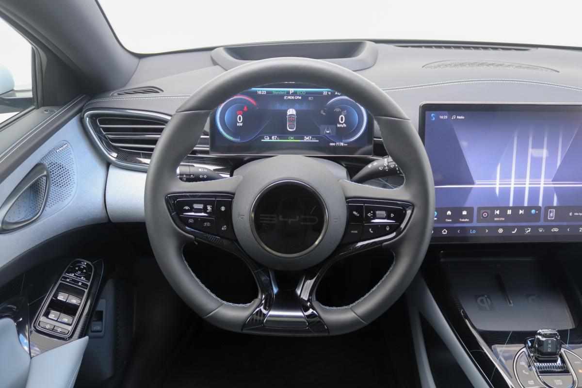 byd-seal-82-5-kwh-awd-excellence-2025-eletrico