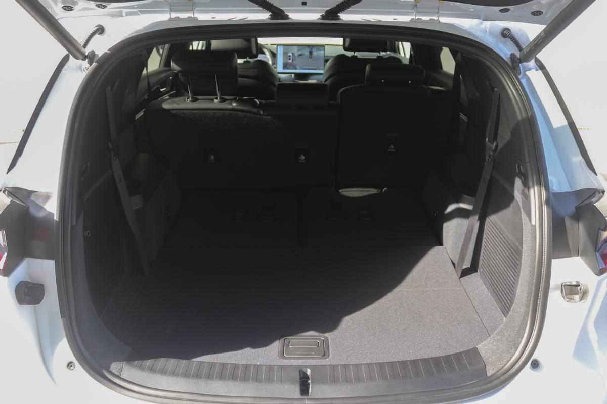 byd-tang-108-8-kwh-flagship-2026-eletrico