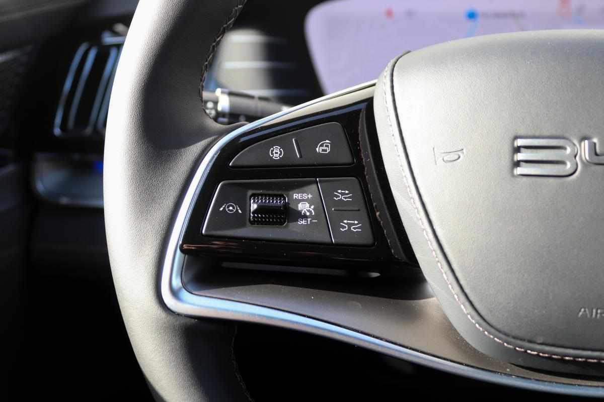 byd-tang-108-8-kwh-flagship-2026-eletrico