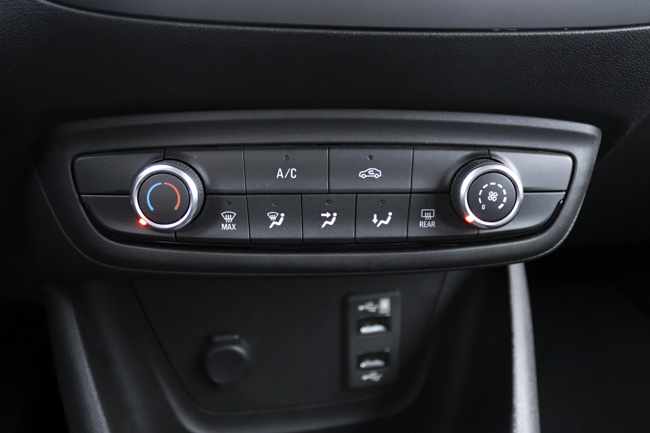 opel-crossland-x-1-6-2018-diesel-1560cc