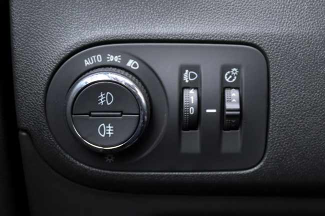 opel-crossland-x-1-6-2018-diesel-1560cc